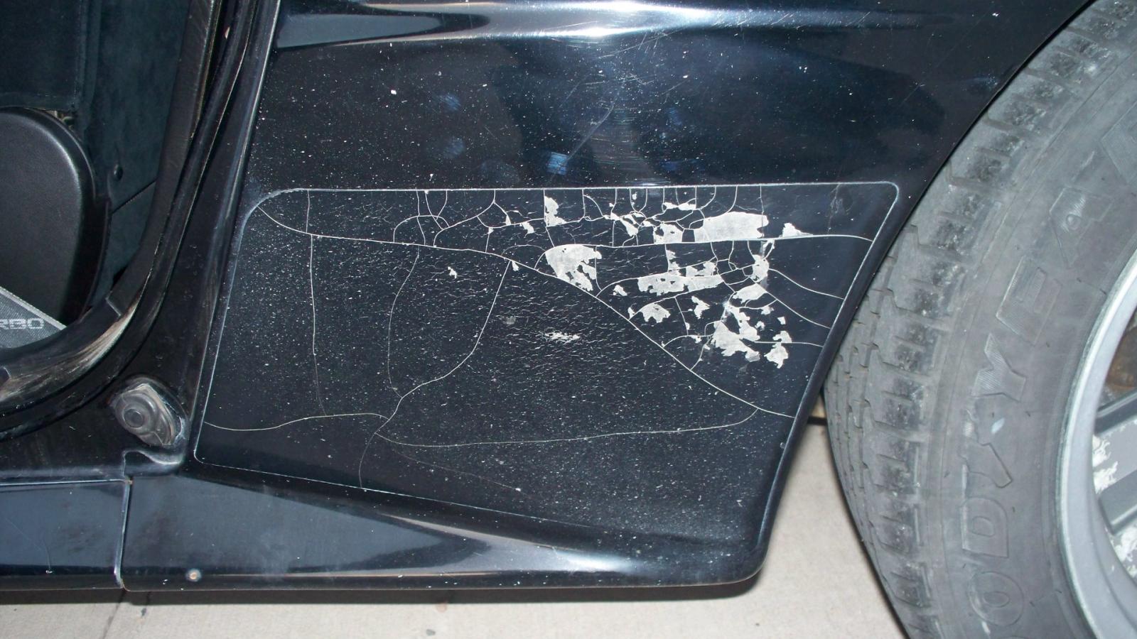 Side skirt